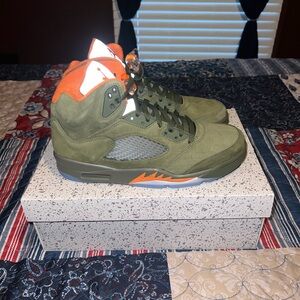 Air Jordan 5